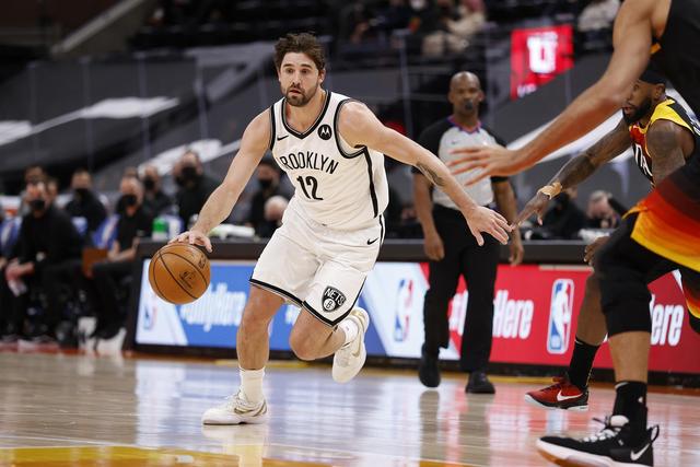 布莱克尼50分林葳25+9同曦大胜山西 张宁20分