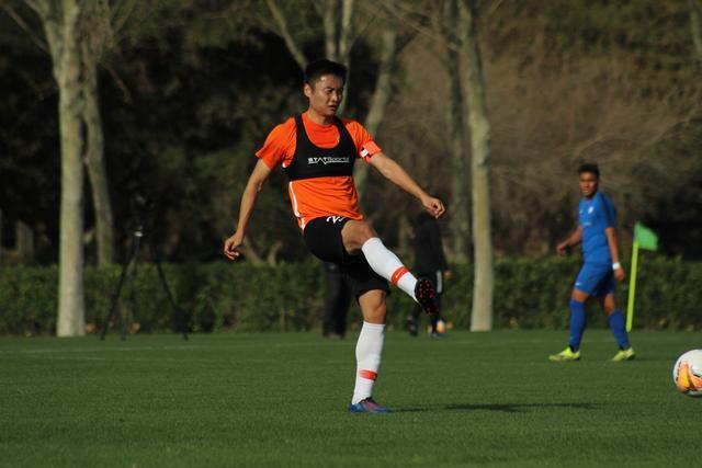 肯帝亚签约法国外援卡巴 上赛季效力黑山联赛