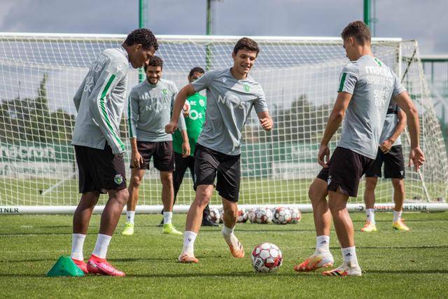 雷霆大胜奇才！魔术险胜76人 绿军1分险胜鹈鹕