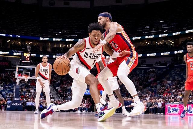 马穆凯拉什维利1年220万回归马刺 上季场均4+3